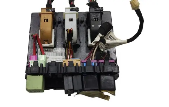 Audi A3 S3 8P Comfort/convenience module 8P0907063G