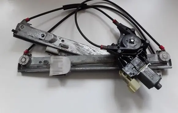 Ford Fiesta Front door window regulator with motor 8A61B2320001