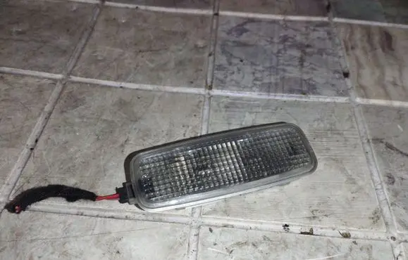 Audi A4 S4 B6 8E 8H Other interior light 4D0947105A