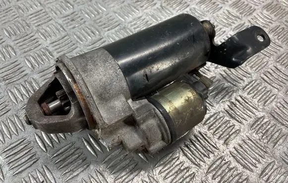 Opel Zafira A Starter motor 001109062