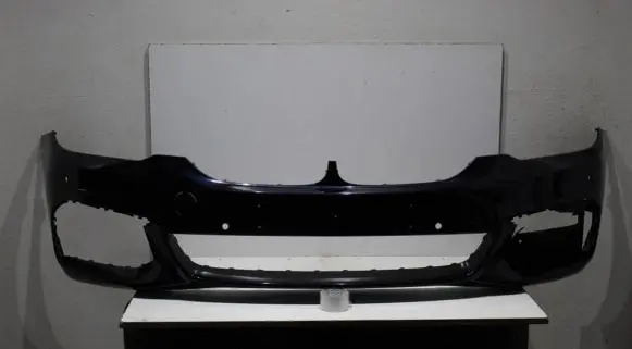 BMW 5 G30 G31 Front bumper 8064928 72758411 5111