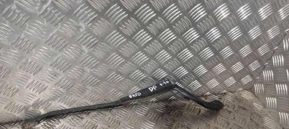 Volvo S70 V70 V70 XC Front wiper blade arm