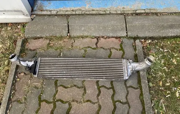 Audi A6 C7 Intercooler radiator 4G0145805J
