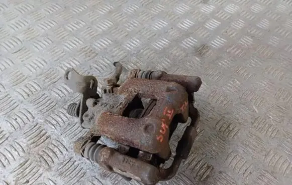 Skoda Superb B6 (3T) Rear brake caliper S011