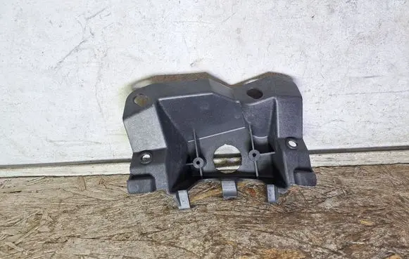 Mercedes-Benz Vito Viano W639 Other engine bay part A6398850956 M8372