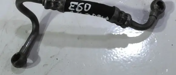 Coolant pipe/hose