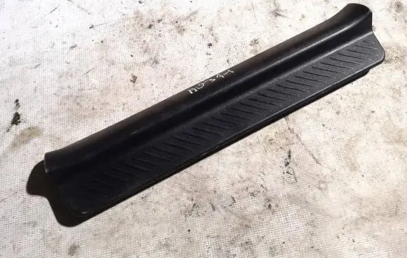 Mazda 3 I Front sill trim cover bp4k68710