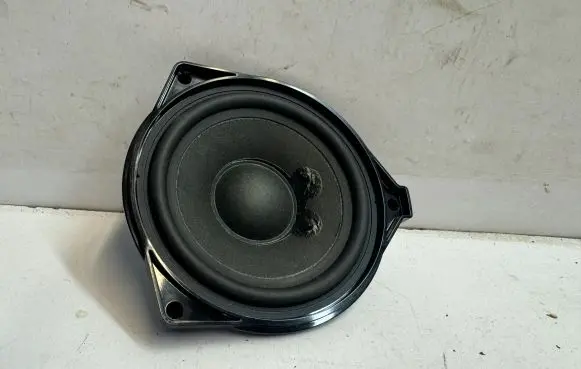Mercedes-Benz E W238 Parcel shelf speaker A2228200602