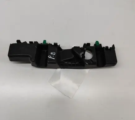 Hyundai Kona I Front bumper mounting bracket 86516J9CA0