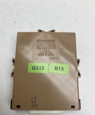 Toyota Prius (NHW20) Gateway control module 8911147050