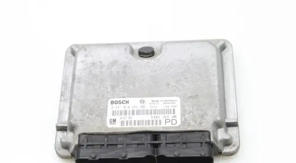 Opel Zafira A Engine control unit/module 24417169