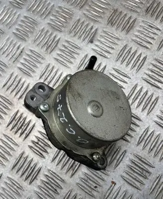 Opel Corsa D Vacuum pump 55221036