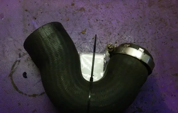 Skoda Fabia Mk2 (5J) Intercooler hose/pipe 