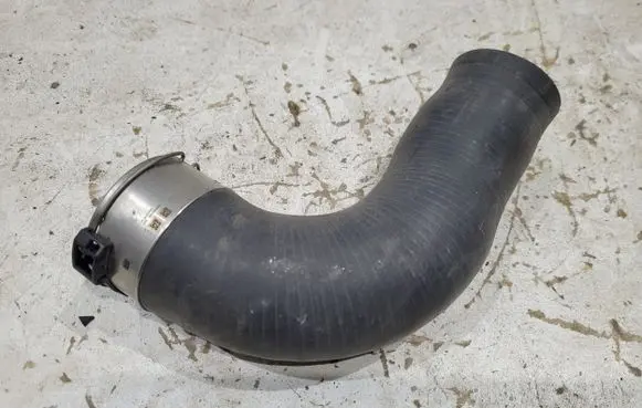 Volvo XC60 Intercooler hose/pipe 32222269