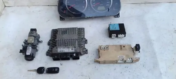 Mazda 2 Engine ECU kit and lock set 3S6112A650GE