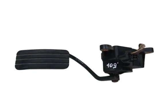 Renault Megane II Accelerator throttle pedal 8200153268