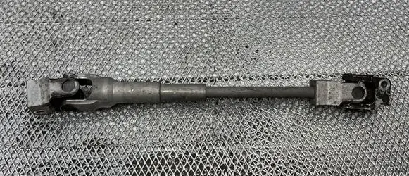 BMW 1 E81 E87 Steering column universal joint 6769157