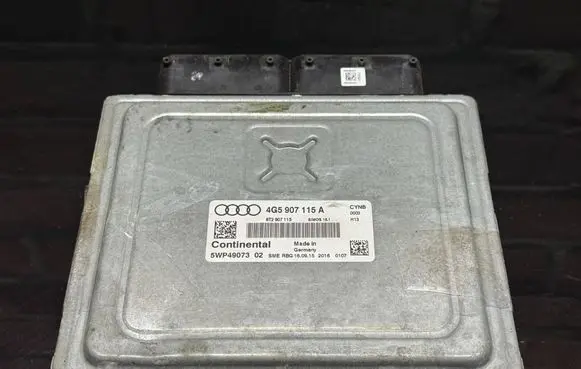 Audi A6 S6 C7 4G Engine control unit/module 4G5907115A 8T2907115 5WP490730