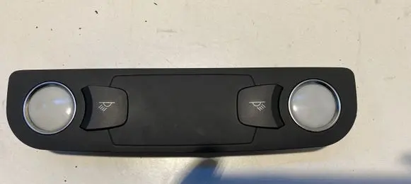 Audi Q7 4L Front seat light 4L0947111A