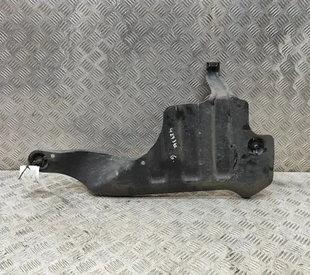 Center/middle under tray cover