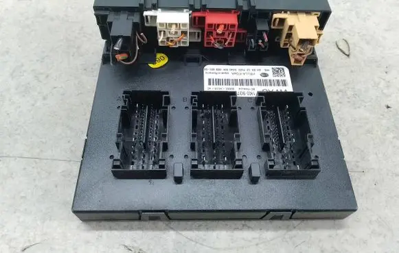 Skoda Octavia Mk2 (1Z) Comfort/convenience module 1K0937085L