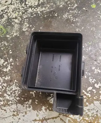 Renault Megane III Fuse box cover 243820003R