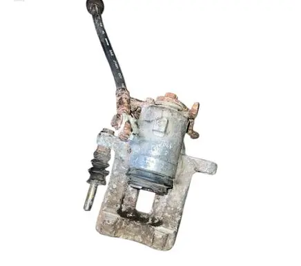 Volkswagen PASSAT B5 Rear brake caliper