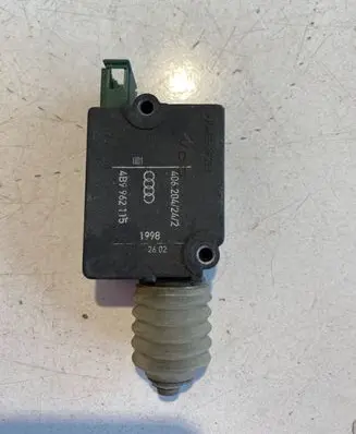 Audi A3 S3 8L Central locking motor 4B9962115 406204242
