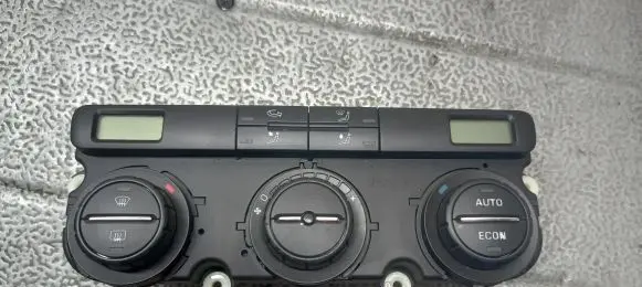 Skoda Octavia Mk2 (1Z) Air conditioning/heating control unit 