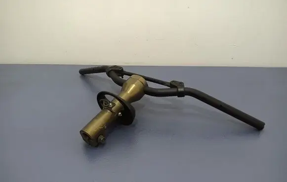 AC 428 Steering wheel SRT8
