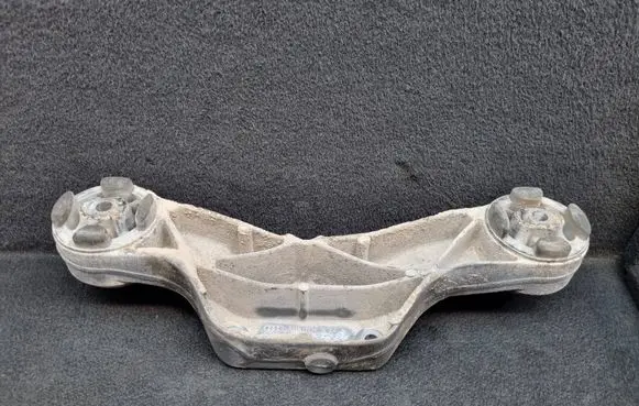 Audi A6 S6 C5 4B Rear differential/diff mount bracket 4B3599285 4B3599285A