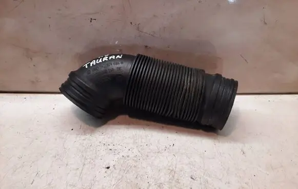 Volkswagen Touran I Air intake hose/pipe 1K0129684B 446148