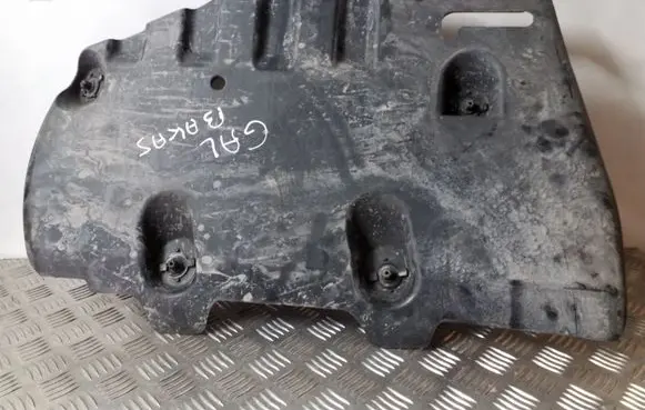 Volkswagen Touran II Fuel tank bottom protection 