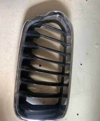 BMW X2 F39 Front grill 7424777