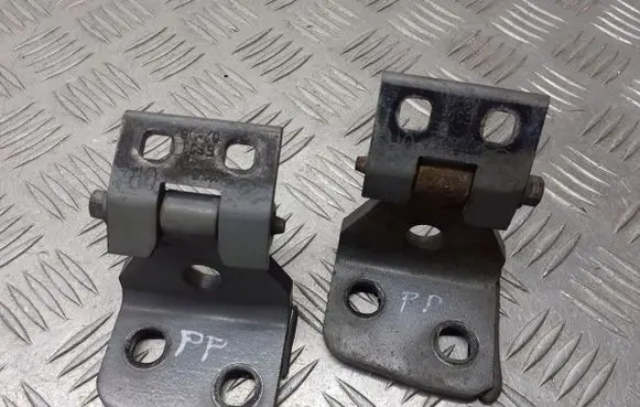 BMW X3 E83 Front door hinges set 3402820
