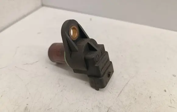 Mercedes-Benz Vaneo W414 Camshaft position sensor A0031539728 0031539728