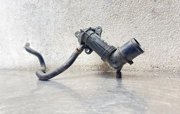 Opel Insignia A Thermostat/thermostat housing 0428741