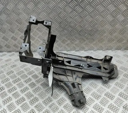 BMW 6 F06 Gran coupe Headlight/headlamp mounting bracket 7211519