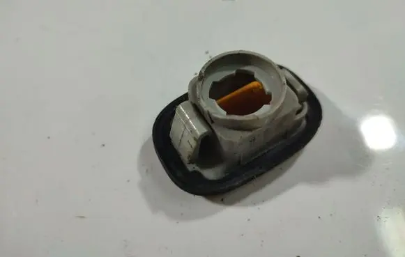 Toyota Avensis Verso Front fender indicator light 