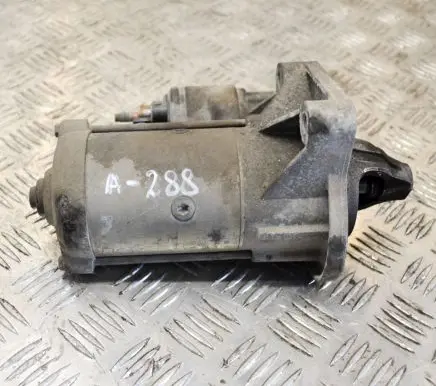 Ford Focus Starter motor 31324544 AV6N11000GB