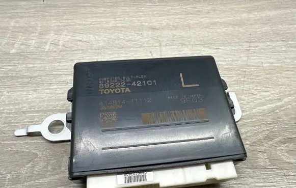 Toyota RAV 4 (XA50) Tailgate/trunk control unit/module 8922242101 41481411112
