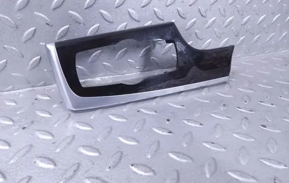 BMW 5 F10 F11 Dashboard glove box trim 9192935 9166644