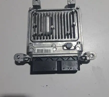 Mercedes-Benz E W212 Engine control unit/module A6519007500 28312735 A0064461540