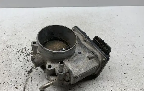 Lexus GS 300 350 430 450H Throttle valve 2203031020 04951