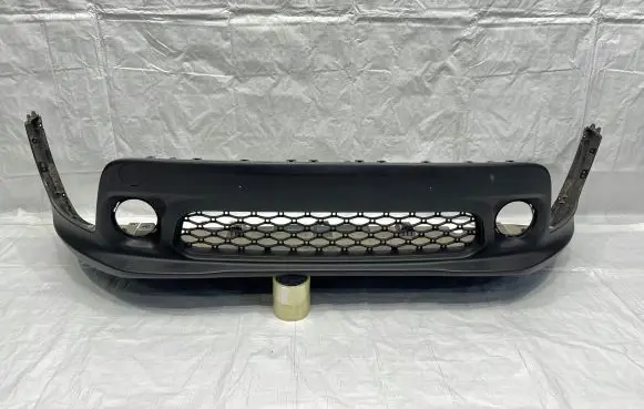 Jeep Renegade Front bumper lower grill 52100379