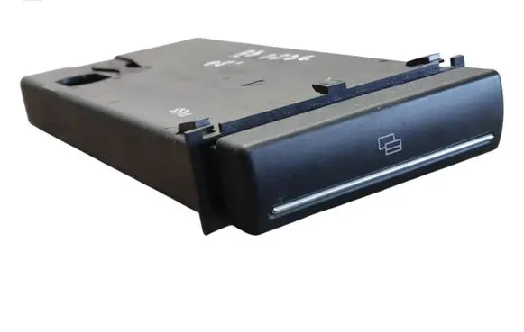Audi A3 S3 8P Dashboard storage box/compartment 8P0941561