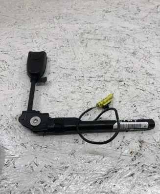 Opel Zafira C Front seatbelt buckle 13367542