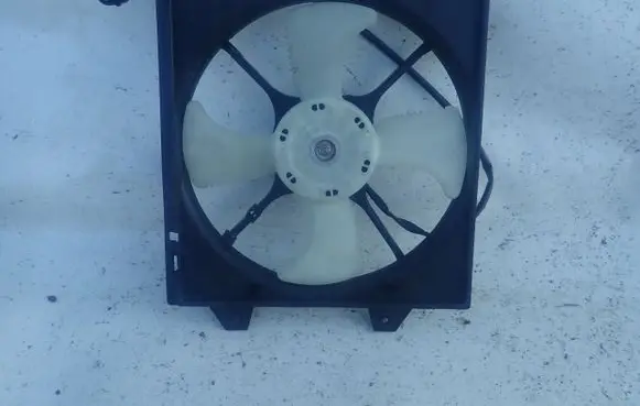 Mitsubishi Galant Electric radiator cooling fan