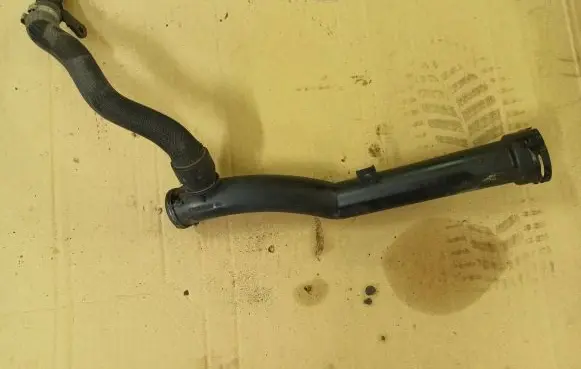 Citroen C4 I Engine coolant pipe/hose v752812280