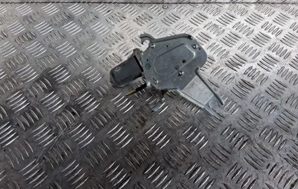 Fiat Tipo Front wiper linkage and motor